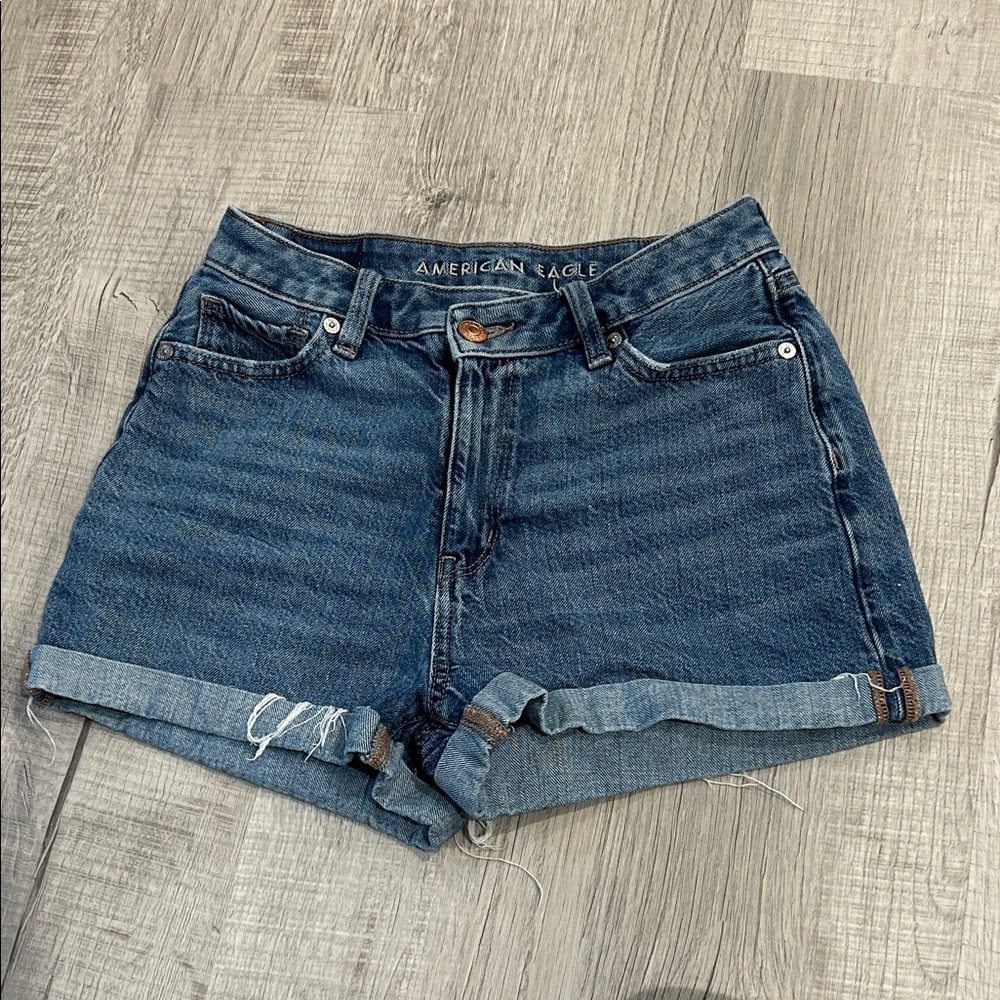 American Eagle Outfitters Women's Highest Rise Mom Short